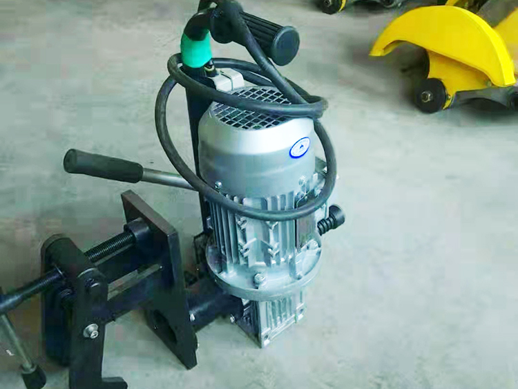 DZG-31型(xíng)電動空心鋼(gāng)軌鑽孔機