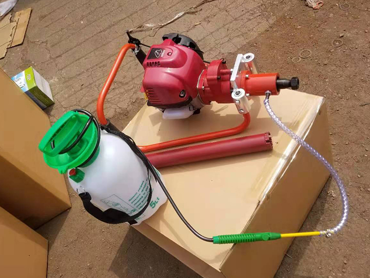 NLQ-45型内(nei)燃砼枕螺栓鑽(zuàn)取機