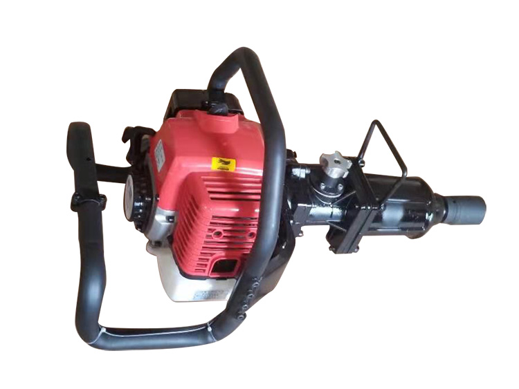 NLB-550型手(shǒu)提式内(nèi)燃螺栓(shuān)扳手 