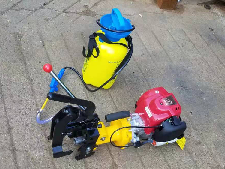 NZG-31型内燃鋼(gang)軌鑽孔機(jī)