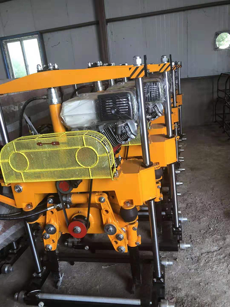 YD-22型液壓(yā)線路搗固機